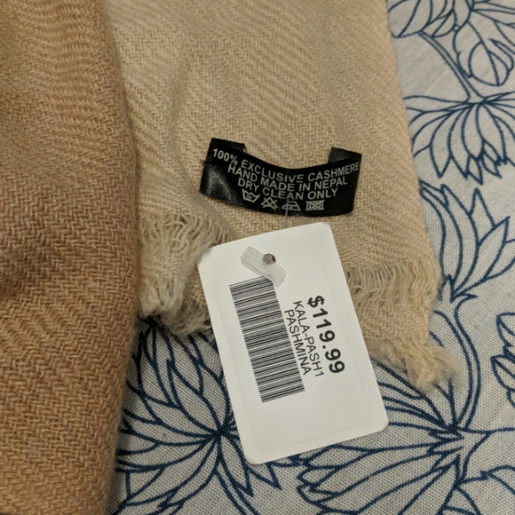 NEW 100% Pair of Cashmere Pashmina Scarves - Picture 3 of 4